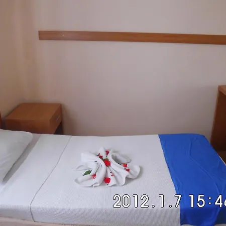 Sardunya Panzió 3*
